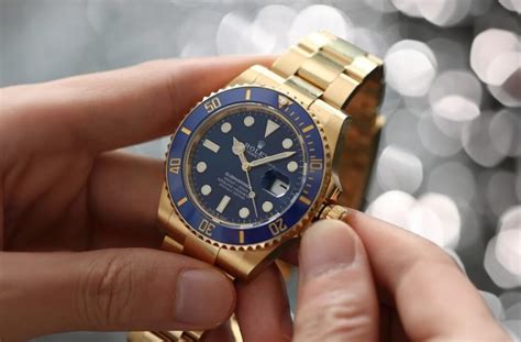 rolex submariner posizione della corona a vite|Everything You Need to Know About The Rolex Submariner.